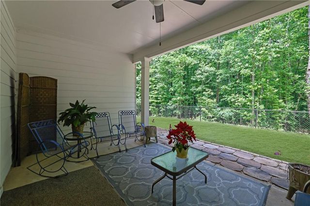 125 Hawthorn Lane, Covington, GA 30014