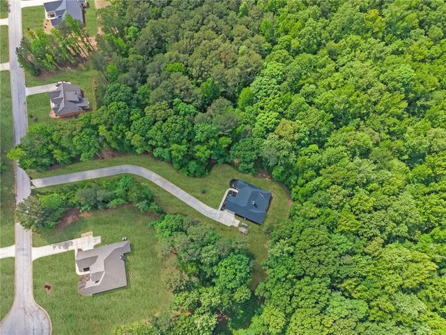 125 Hawthorn Lane, Covington, GA 30014