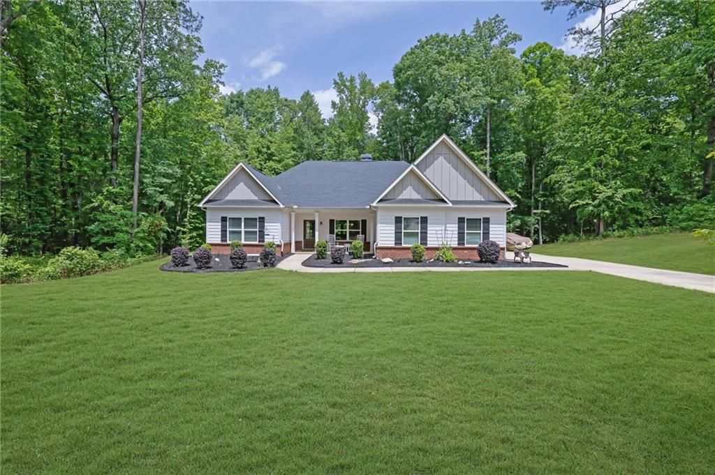 125 Hawthorn Lane, Covington, GA 30014