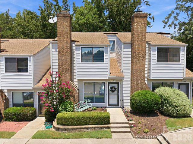 11002 Carmel Crossing Road, Charlotte, NC 28226