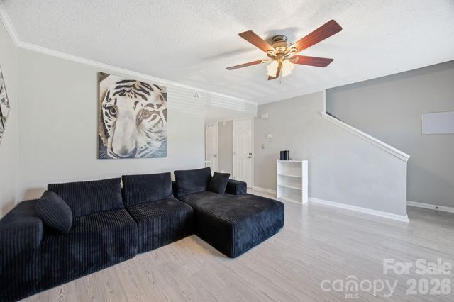 11002 Carmel Crossing Road, Charlotte, NC 28226