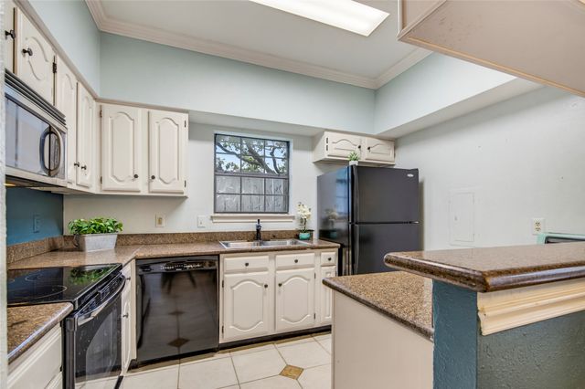2835 Keller Springs Road 101, Carrollton, TX 75006