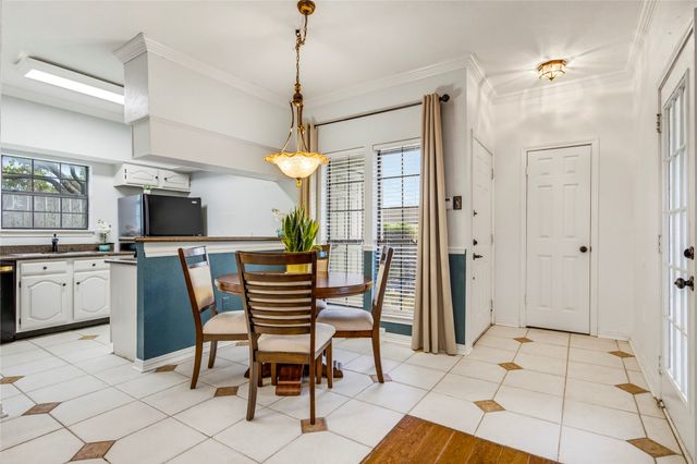 2835 Keller Springs Road 101, Carrollton, TX 75006