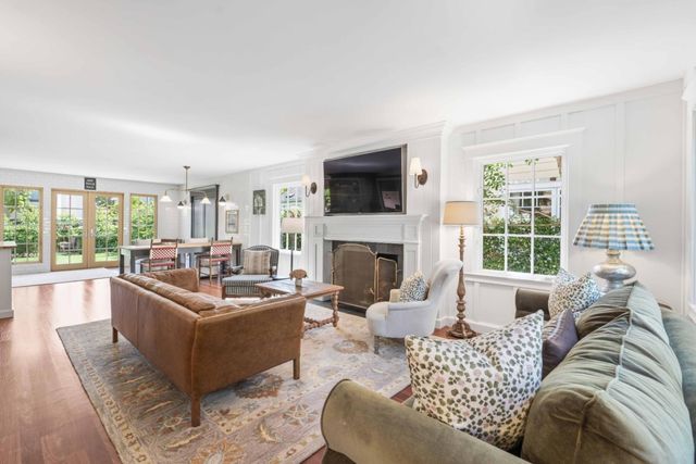 1427 Byron Street, Palo Alto, CA 94301
