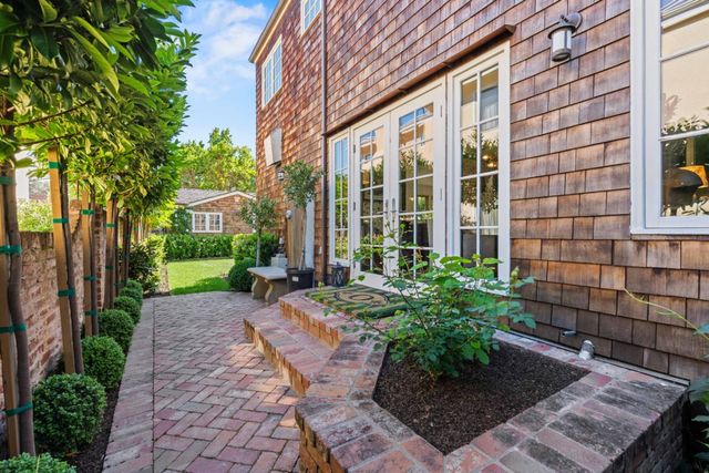1427 Byron Street, Palo Alto, CA 94301