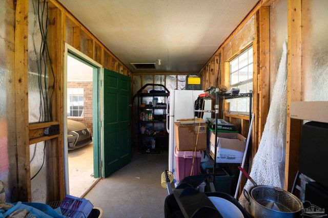 2301 Bobwhite Ln, Pensacola, FL 32534