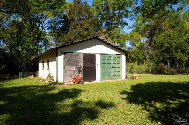 2301 Bobwhite Ln, Pensacola, FL 32534