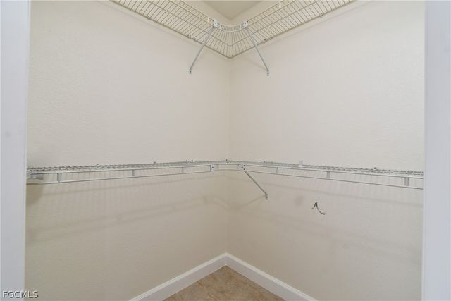 1118 NW 17th ST, Cape Coral, FL 33993