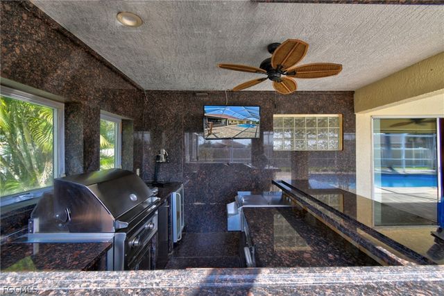 1118 NW 17th ST, Cape Coral, FL 33993