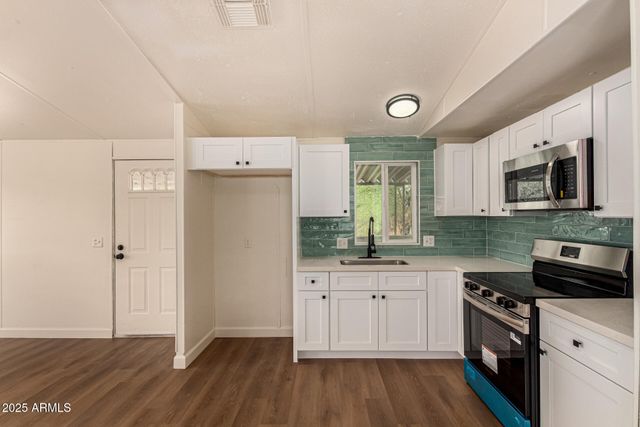 3663 N THISTLE Drive, Florence, AZ 85132