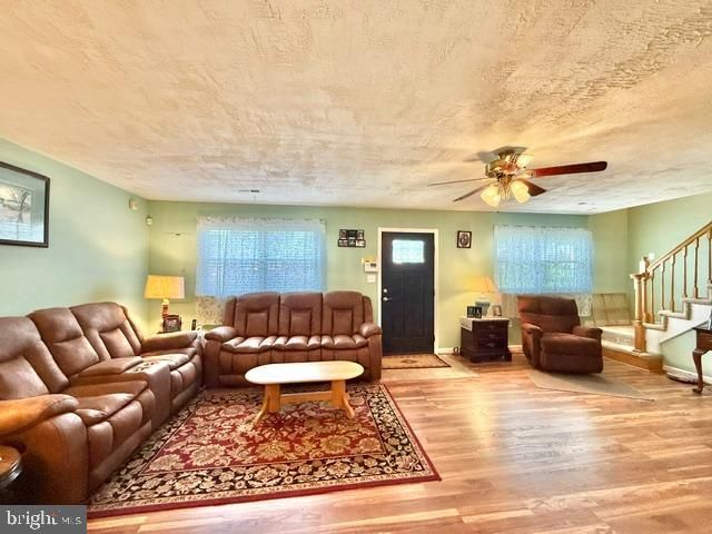 12 ROGERS CIR, Newark, DE 19702
