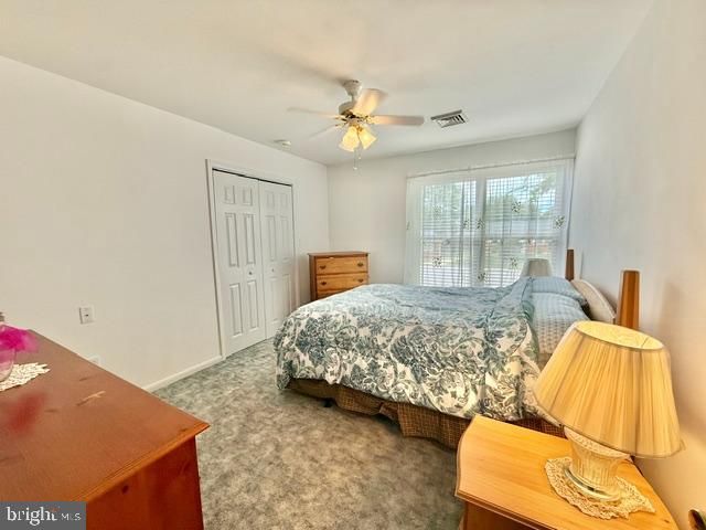 12 ROGERS CIR, Newark, DE 19702