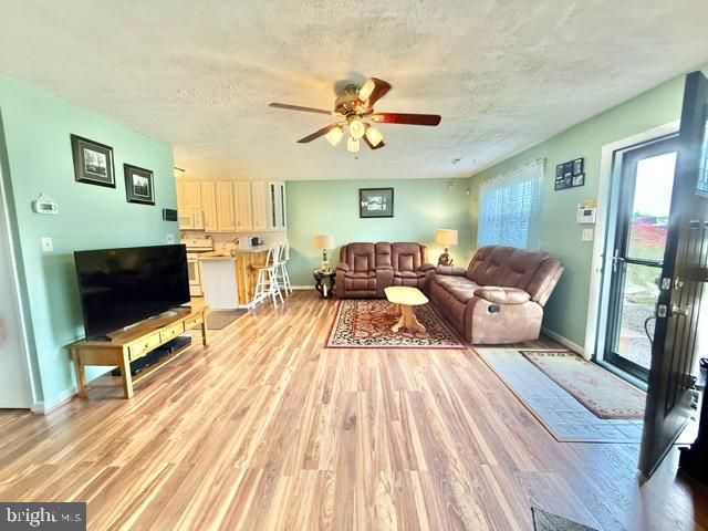 12 ROGERS CIR, Newark, DE 19702