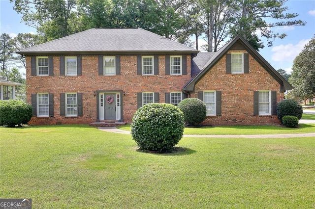 4976 Mystere Circle SW, Lilburn, GA 30047