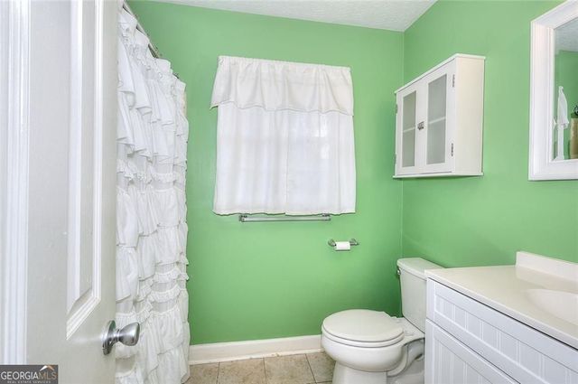 4976 Mystere Circle SW, Lilburn, GA 30047