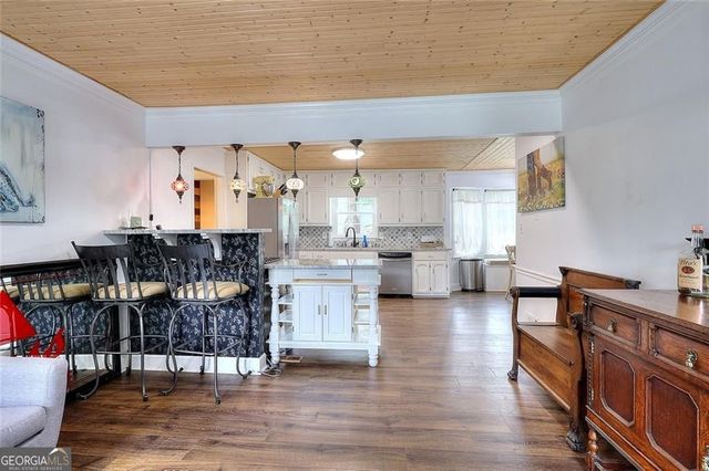 4976 Mystere Circle SW, Lilburn, GA 30047