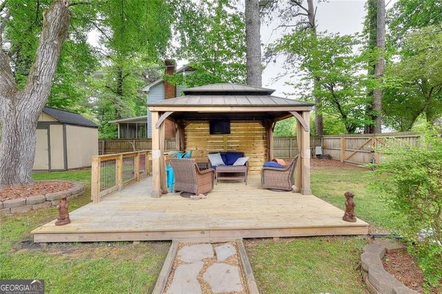 4976 Mystere Circle SW, Lilburn, GA 30047