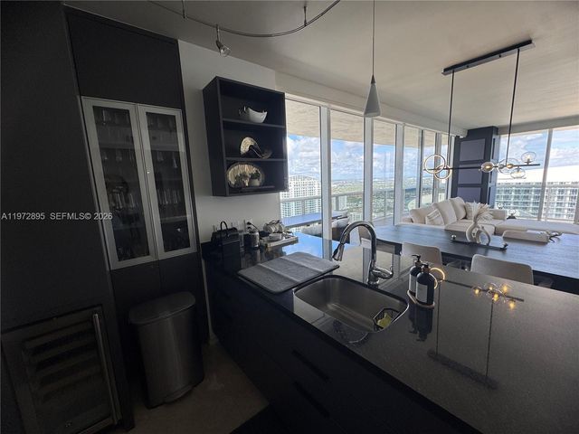 1830 S Ocean Dr 5008, Hallandale Beach, FL 33009