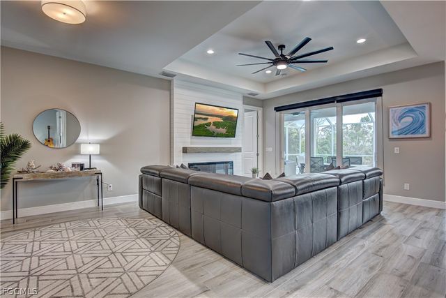 3707 Oasis BLVD, Cape Coral, FL 33914