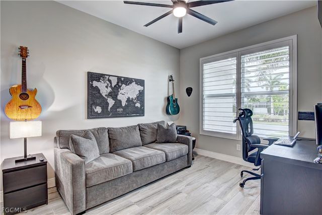 3707 Oasis BLVD, Cape Coral, FL 33914