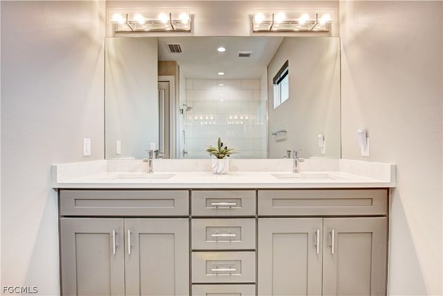 3707 Oasis BLVD, Cape Coral, FL 33914