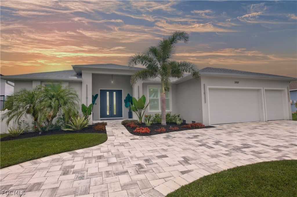 3707 Oasis BLVD, Cape Coral, FL 33914