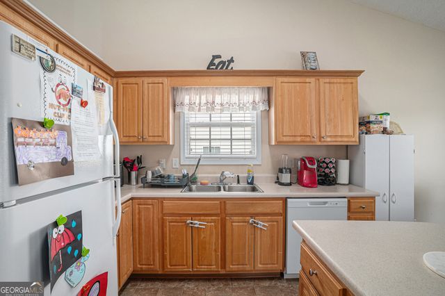 1104 Aqua Shore Drive, Mcdonough, GA 30252