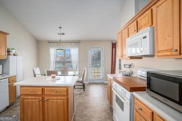 1104 Aqua Shore Drive, Mcdonough, GA 30252