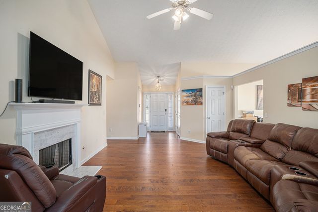 1104 Aqua Shore Drive, Mcdonough, GA 30252