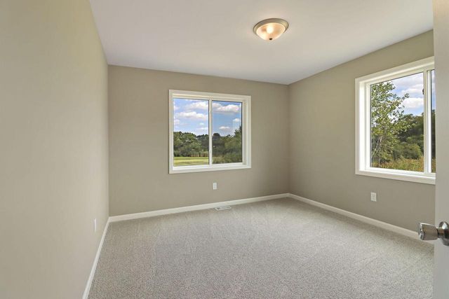 336 Parker DRIVE, Genoa City, WI 53128