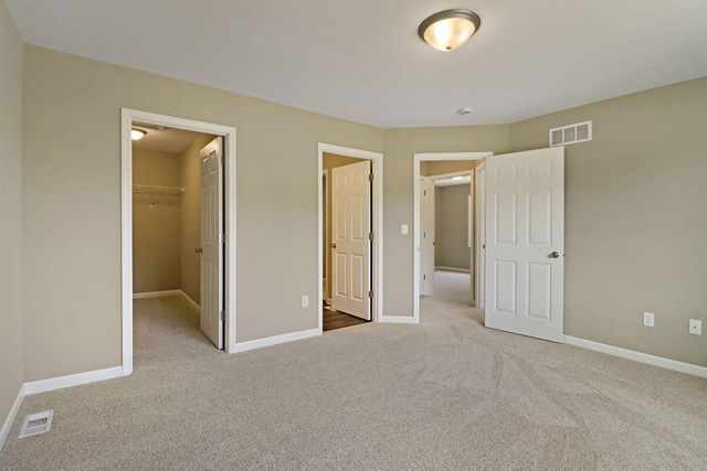 336 Parker DRIVE, Genoa City, WI 53128