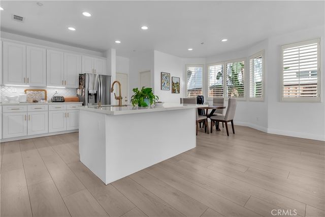 11416 Bridgeway Drive, Riverside, CA 92505