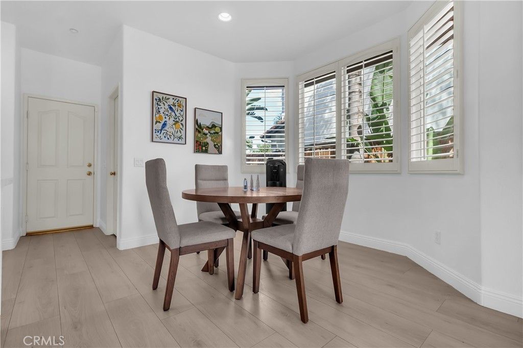 Image 12 of property listing at 11416 Bridgeway Drive, Riverside, CA 92505