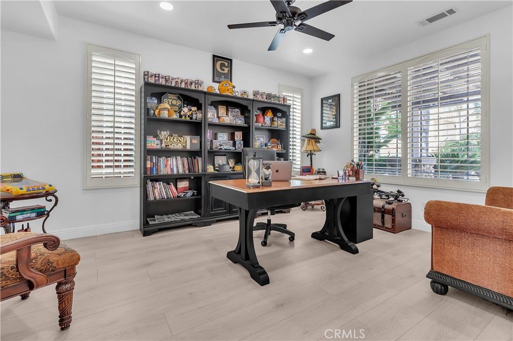 Image 14 of property listing at 11416 Bridgeway Drive, Riverside, CA 92505