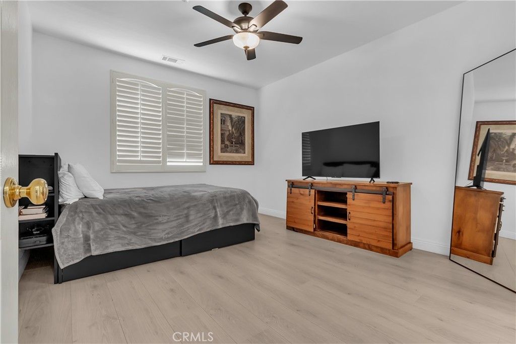 Image 15 of property listing at 11416 Bridgeway Drive, Riverside, CA 92505