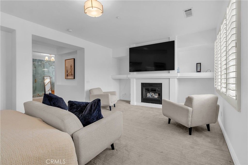 Image 21 of property listing at 11416 Bridgeway Drive, Riverside, CA 92505