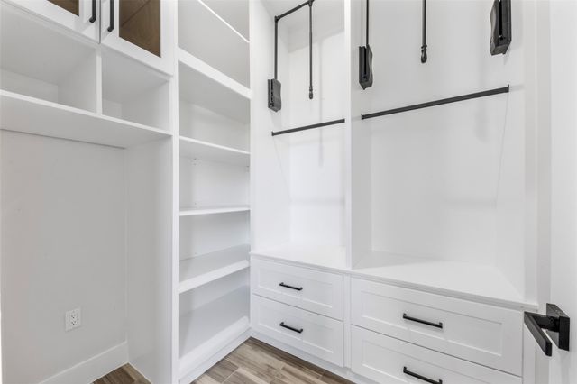 4221 Mallard Lane, Baytown, TX 77523