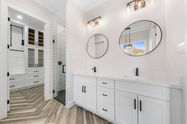 4221 Mallard Lane, Baytown, TX 77523