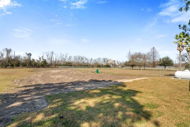 4221 Mallard Lane, Baytown, TX 77523