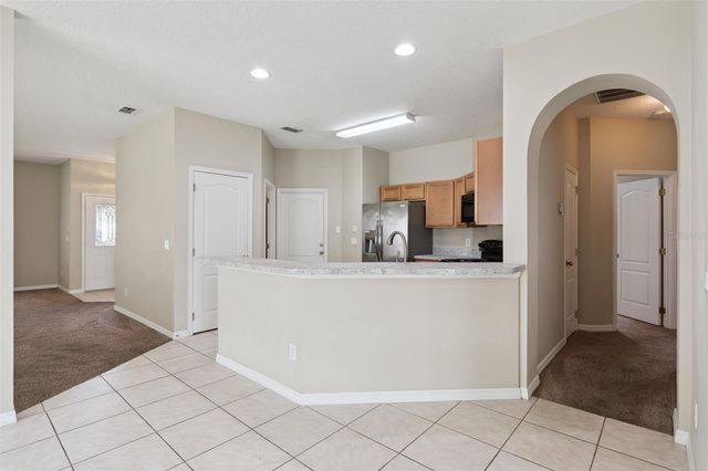 1324 KELLOGG DRIVE, Tavares, FL 32778