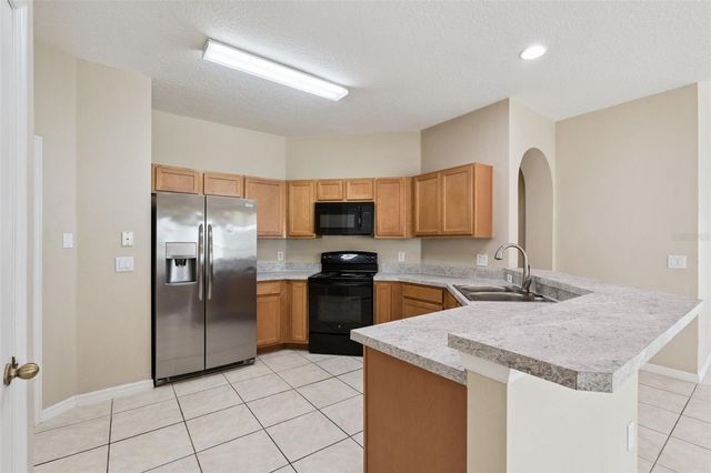 1324 KELLOGG DRIVE, Tavares, FL 32778