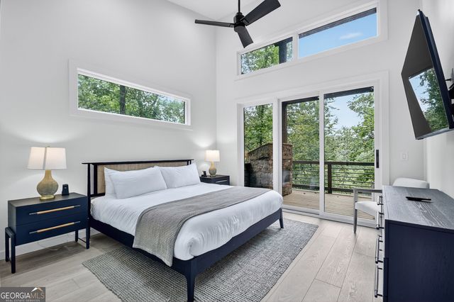 271 Toccoa Preserve Court, Blue Ridge, GA 30513