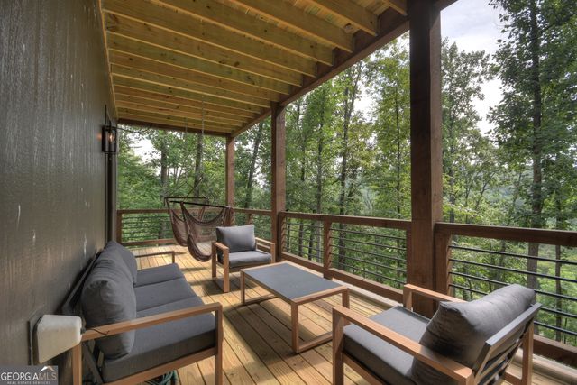 271 Toccoa Preserve Court, Blue Ridge, GA 30513