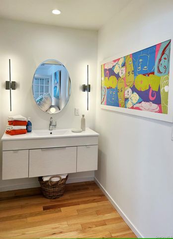 5845 E Bridge Lane NE, Cutchogue, NY 11935