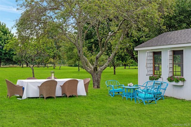 5845 E Bridge Lane NE, Cutchogue, NY 11935