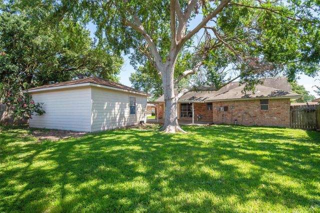 10418 Sagemeadow Lane, Houston, TX 77089