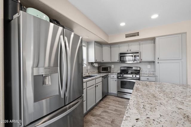 4821 W GARY Way, Laveen, AZ 85339