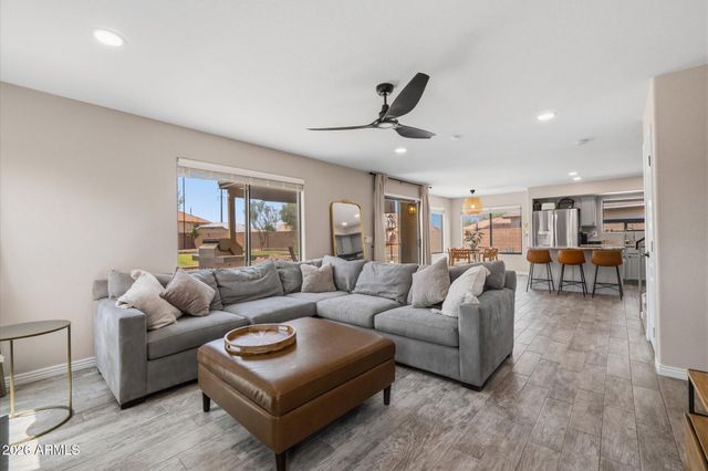 4821 W GARY Way, Laveen, AZ 85339