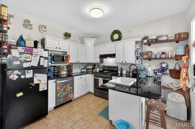 7527 Woodland Avenue, St Louis, MO 63143