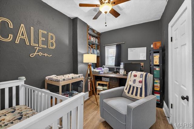 7527 Woodland Avenue, St Louis, MO 63143